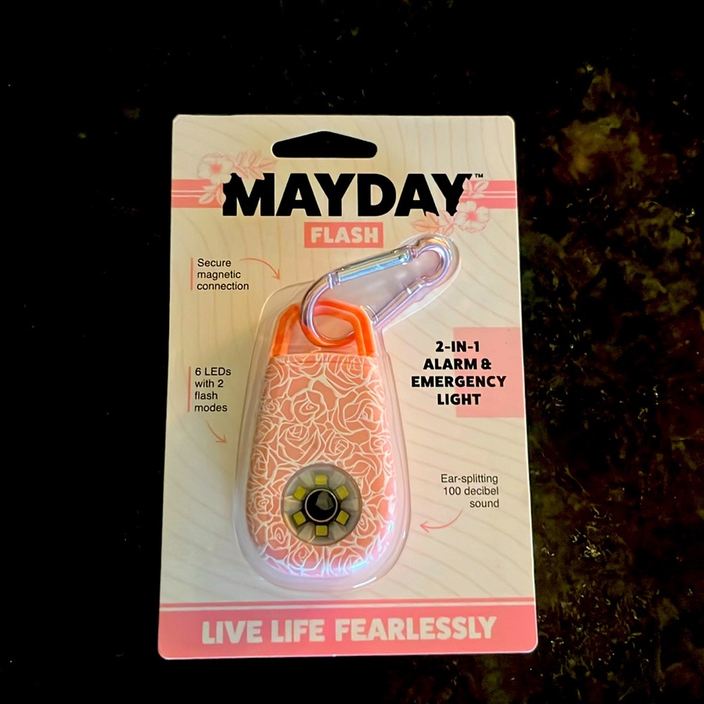 2-in-1 Safety Alarm & Emergency Light Keychain